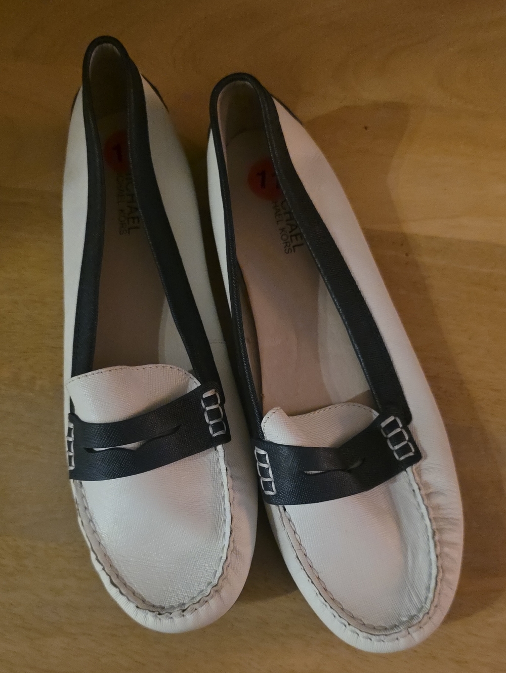 Michael Kors White and Black Leather Penny Loafers
